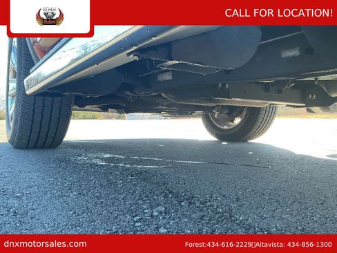 Used 2018 GMC Sierra 1500 SLT w/ Enhanced Driver Alert Package image 13