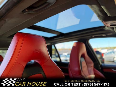 Used 2016 BMW X5 M image 24