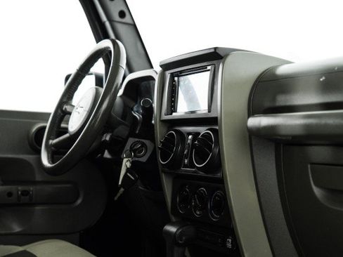 Used 2008 Jeep Wrangler Unlimited X image 18