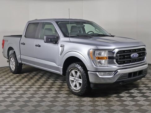 Used 2022 Ford F150 XLT w/ Trailer Tow Package AWD/4WD image 2