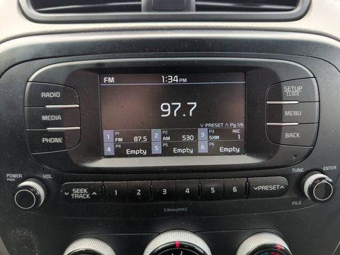 Used 2017 Kia Soul image 13