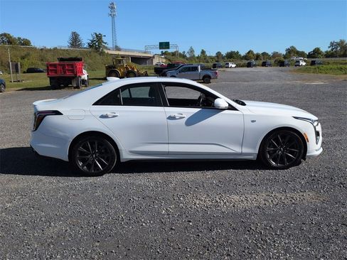 Used 2022 Cadillac CT4 Sport image 2