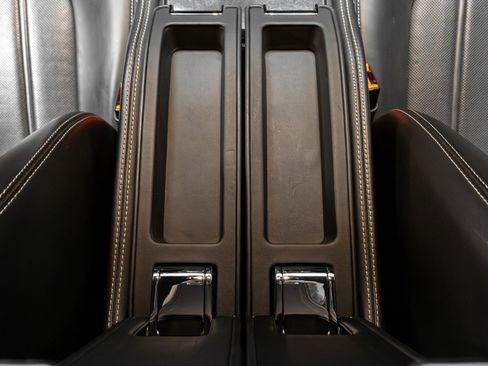 Used 2012 Bentley Mulsanne w/ Premiere Specification Pkg image 29