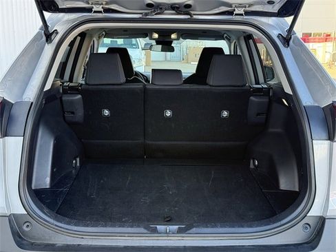 Used 2024 Toyota RAV4 LE image 31