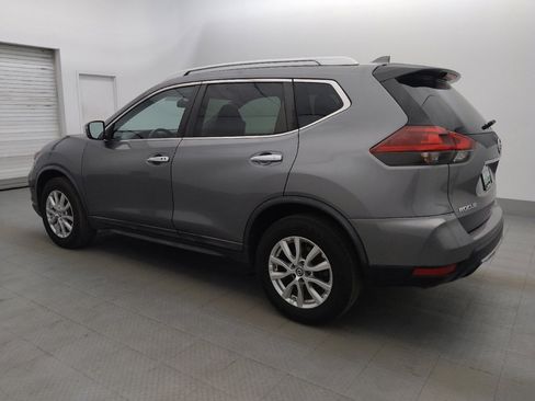Used 2018 Nissan Rogue SV AWD/4WD image 3