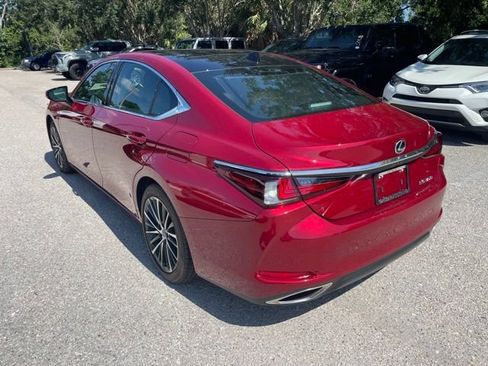 Used 2024 Lexus ES 350 w/ Premium Package FWD image 4