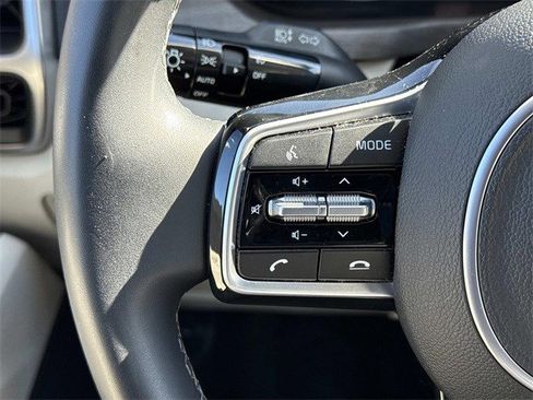 Used 2023 Kia Sorento EX w/ Panoramic Sunroof Package image 25