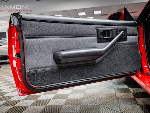 Used 1992 Chevrolet Camaro RS RWD image 15