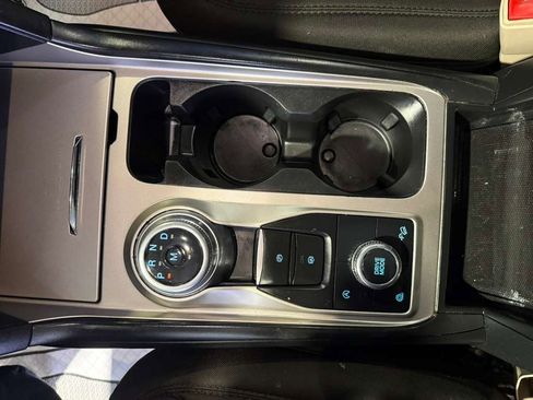 Used 2020 Ford Explorer XLT w/ Comfort Package AWD/4WD image 18