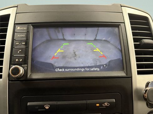 Used 2019 Nissan Frontier SV image 12