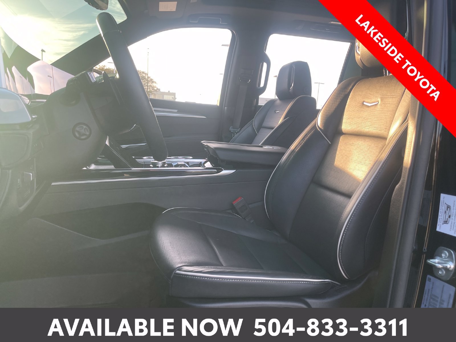 Used 2025 Cadillac Escalade Sport w/ LPO, Floor Liner Package AWD/4WD image 28