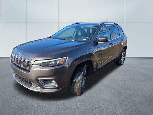 Used 2020 Jeep Cherokee Limited image 3
