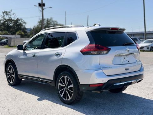 Used 2019 Nissan Rogue SL AWD/4WD image 3