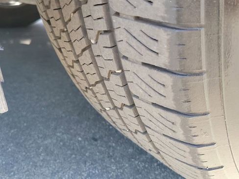 Certified 2025 Ford Expedition Max Platinum AWD/4WD image 31