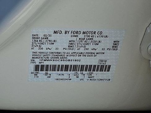 Certified 2025 Ford Explorer ST w/ Sun And Sound Package image 32