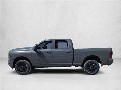 New 2026 RAM 2500 Laramie AWD/4WD image 5