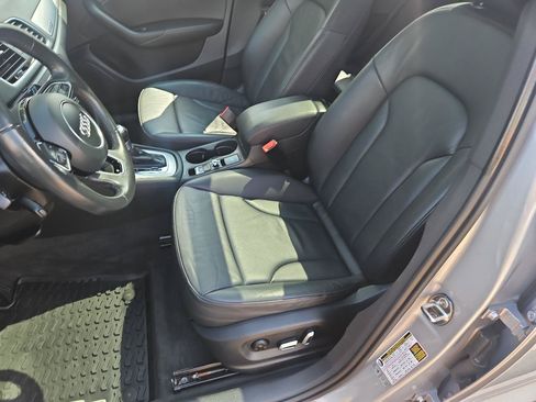 Used 2018 Audi Q3 2.0T Premium Plus w/ Premium Plus Package AWD/4WD image 14