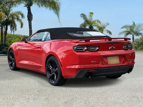 Used 2020 Chevrolet Camaro SS image 2