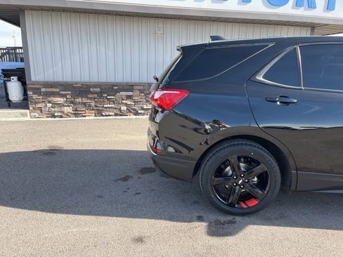 Used 2018 Chevrolet Equinox LT image 12