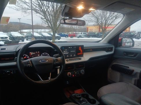 Used 2022 Ford Maverick XLT w/ Equipment Group 300A Standard image 19