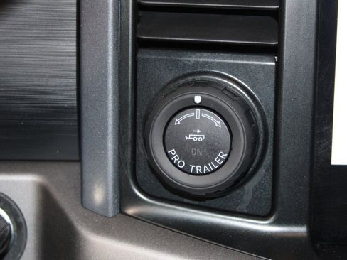 Used 2024 Ford F150 XLT w/ FX4 Off-Road Package image 44