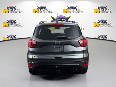 Used 2019 Ford Escape Titanium AWD/4WD image 6