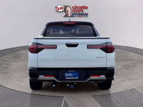 Certified 2023 Hyundai Santa Cruz Limited image 4