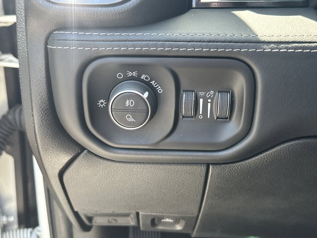 Used 2022 RAM 2500 Limited w/ Night Edition AWD/4WD image 31