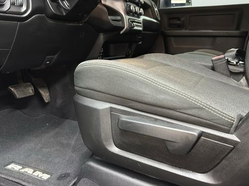 Used 2020 RAM 3500 Tradesman image 11