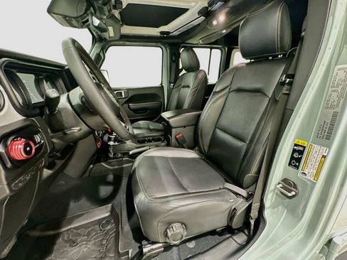 Used 2024 Jeep Wrangler Unlimited Sport AWD/4WD image 20