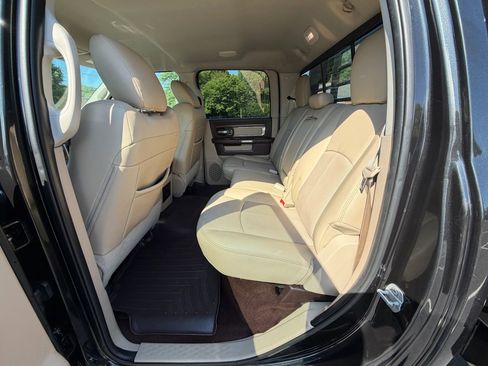 Used 2018 RAM 3500 Laramie AWD/4WD image 17