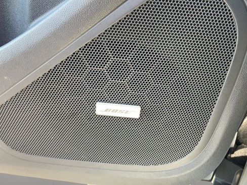 Used 2021 Chevrolet Bolt Premier w/ Infotainment Package image 18