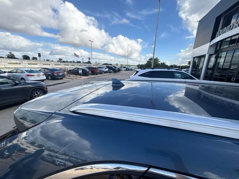 Used 2019 Ford Edge SEL w/ Equipment Group 201A FWD image 14