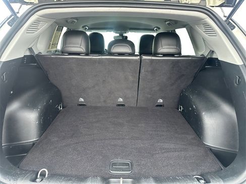 Used 2018 Jeep Compass Altitude w/ Popular Equipment Group image 18