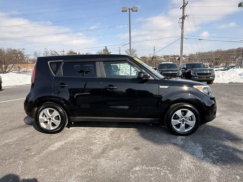 Used 2019 Kia Soul image 4
