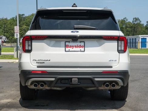 Used 2025 Ford Explorer Platinum w/ Ultimate Package AWD/4WD image 6