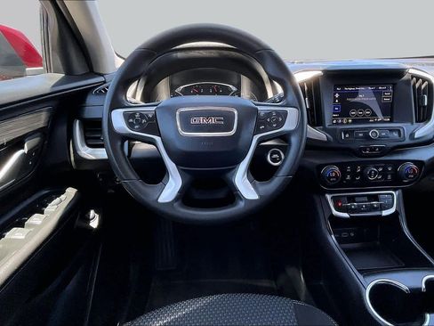 Used 2022 GMC Terrain SLE w/ Driver Convenience Package FWD image 6