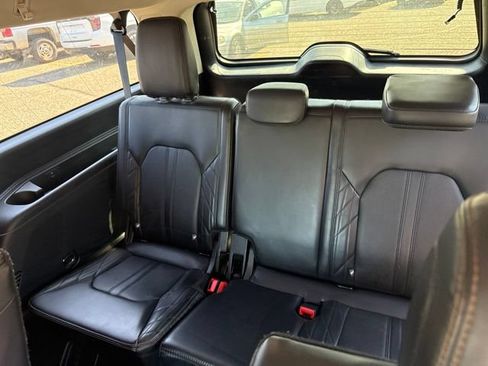 Used 2021 Ford Expedition Max Platinum AWD/4WD image 21