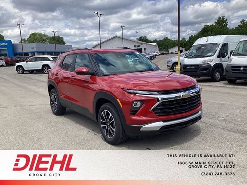 New 2026 Chevrolet TrailBlazer LT w/ Driver Confidence Package AWD/4WD image 1