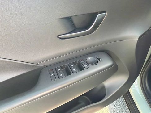 Used 2026 Hyundai Kona SE AWD/4WD image 17
