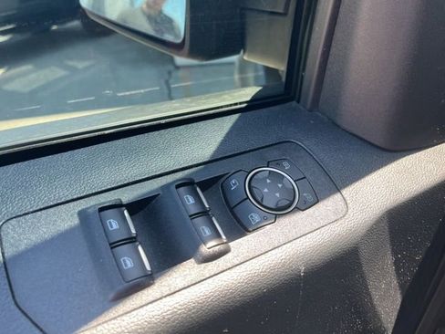 Used 2018 Ford F150 Raptor w/ Equipment Group 802A Luxury AWD/4WD image 8