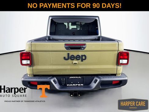 New 2025 Jeep Gladiator Sport image 7