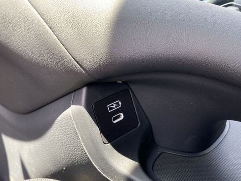 New 2026 Honda HR-V LX image 25