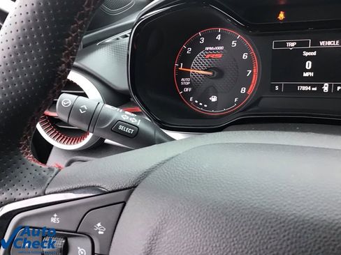 Used 2024 Chevrolet Trax RS w/ Driver Confidence Package image 32