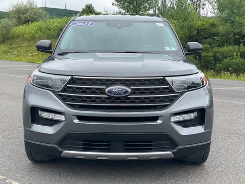 Used 2023 Ford Explorer XLT w/ Equipment Group 202A AWD/4WD image 32
