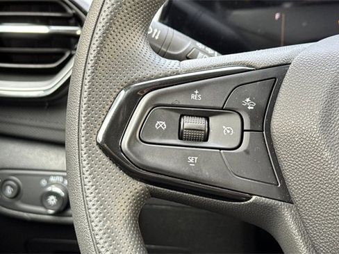 Used 2026 Chevrolet TrailBlazer LS w/ LS Convenience Package image 35