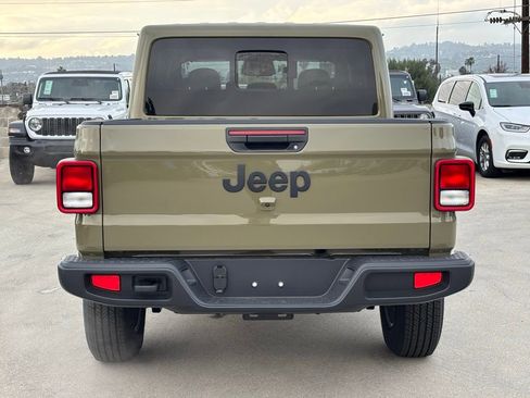 New 2026 Jeep Gladiator Sport image 5