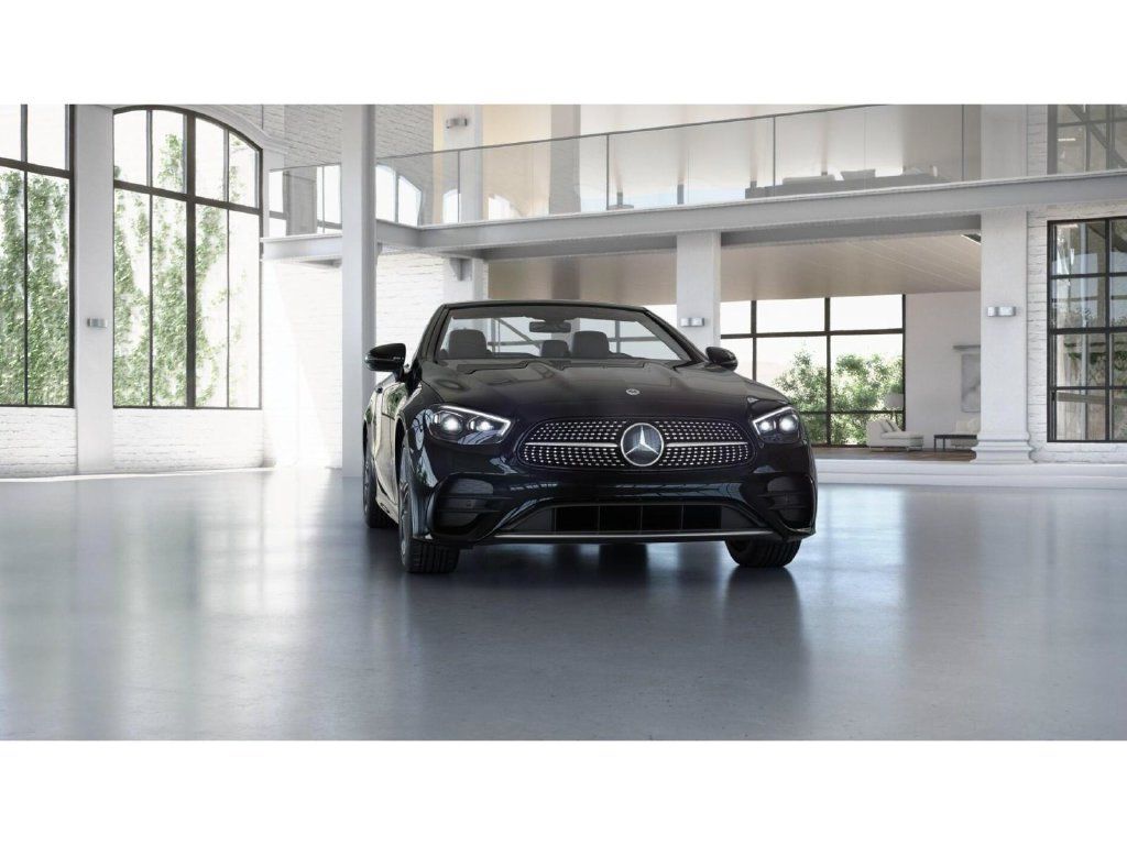 Used 2022 Mercedes-Benz E 450 Cabriolet image 9