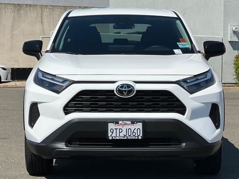 Certified 2023 Toyota RAV4 LE FWD image 10