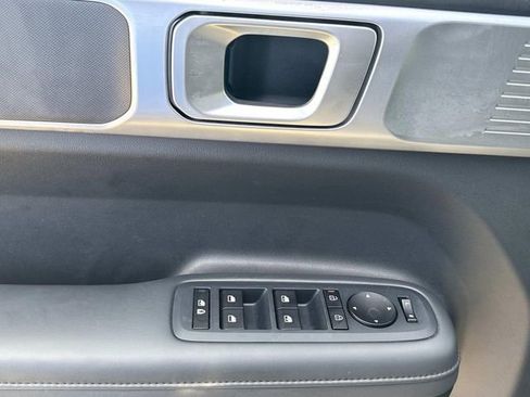 Used 2025 Hyundai Santa Fe SEL FWD image 26
